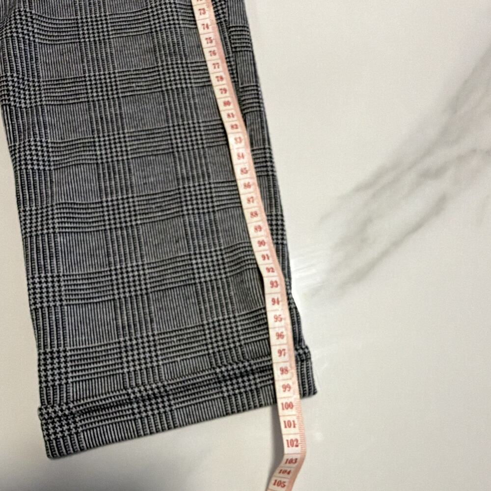 Men's Gray Plaid Slim 2-Piece Suit 40, 32x30, 2-Button, Pockets - Picture 15 of 15